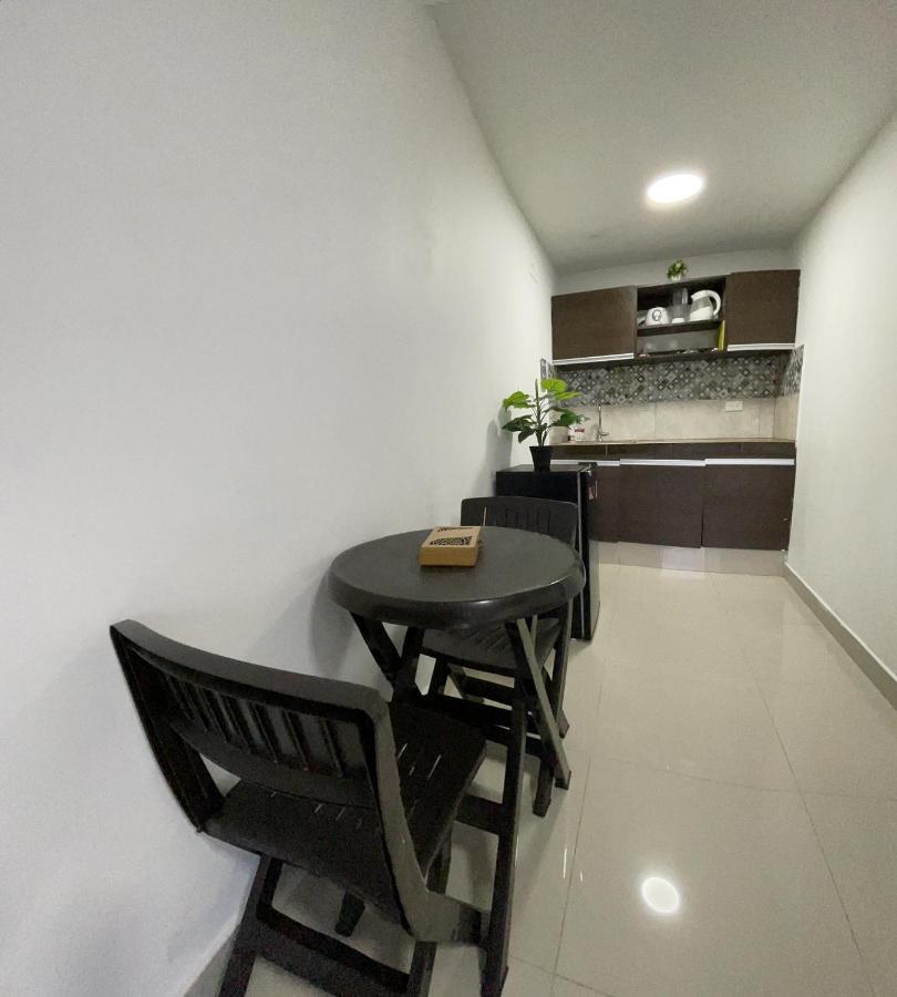 Sea Life Apartamentos En Via Principal Centro Y San Luis San Andrés Esterno foto