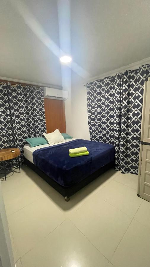 Sea Life Apartamentos En Via Principal Centro Y San Luis San Andrés Esterno foto