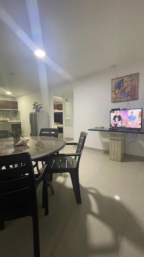 Sea Life Apartamentos En Via Principal Centro Y San Luis San Andrés Esterno foto
