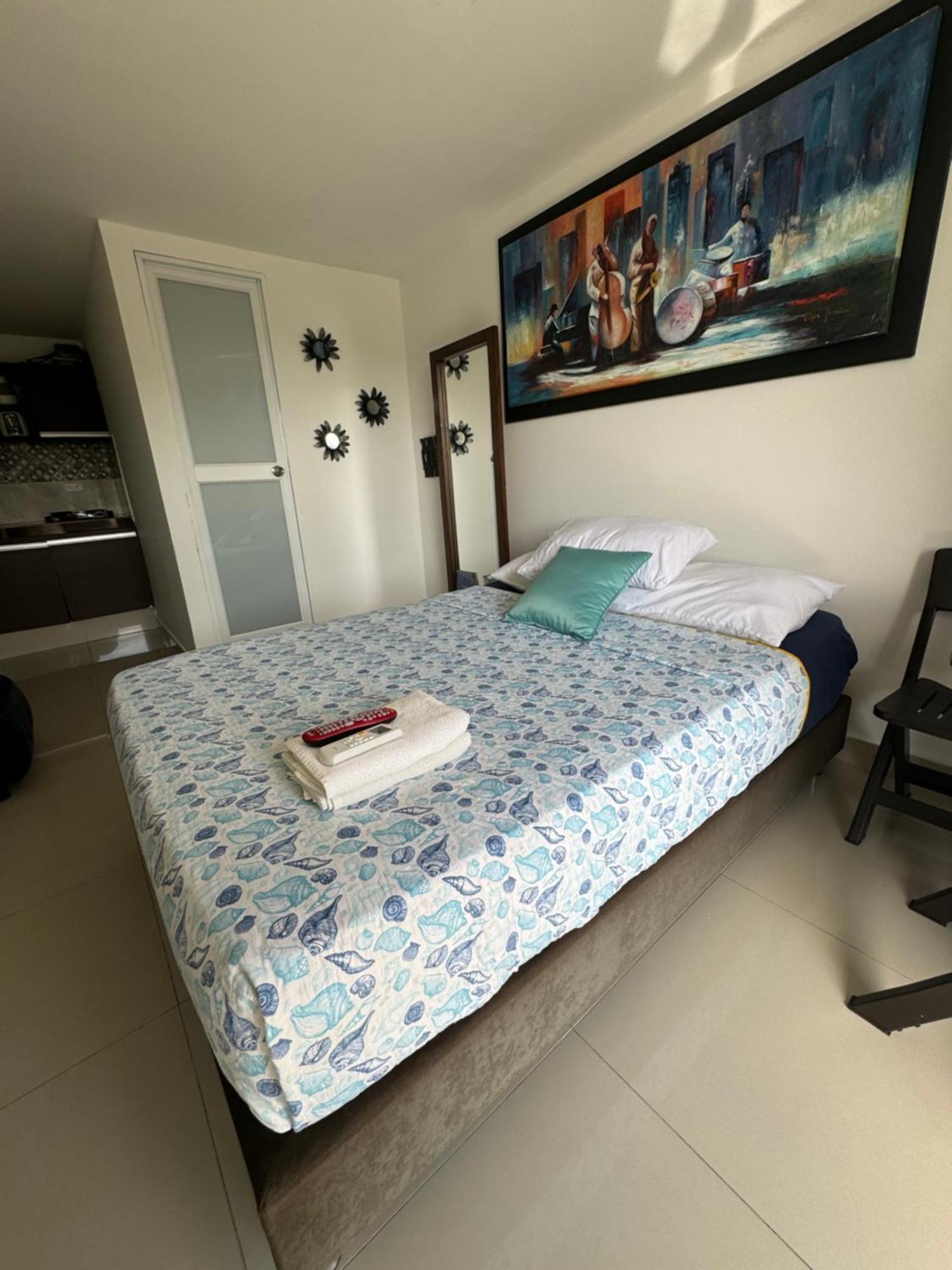 Sea Life Apartamentos En Via Principal Centro Y San Luis San Andrés Esterno foto