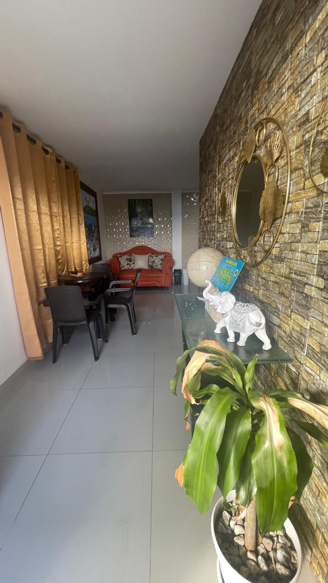 Sea Life Apartamentos En Via Principal Centro Y San Luis San Andrés Esterno foto