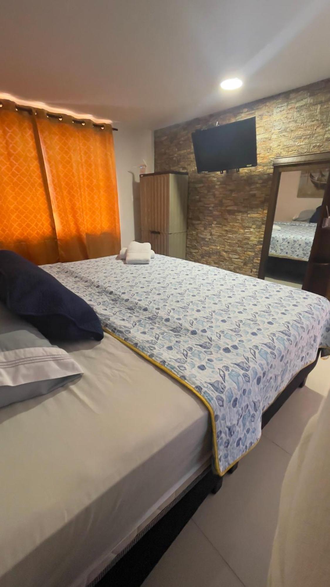 Sea Life Apartamentos En Via Principal Centro Y San Luis San Andrés Esterno foto