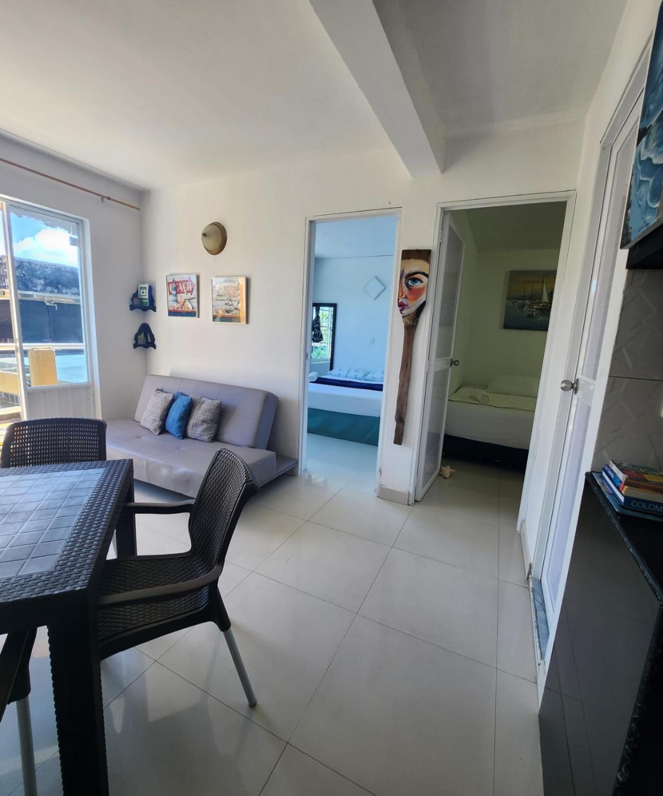 Sea Life Apartamentos En Via Principal Centro Y San Luis San Andrés Esterno foto